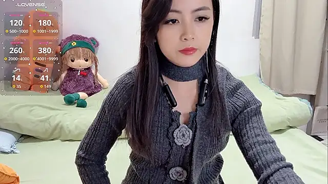 Snapshot of Yingbao-Baby chatting on 28, 11, 2025 Yingbao-Baby online show from 28, 11, 2025