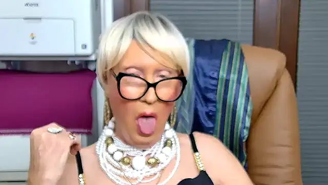 ROBY SWEETHOT online show from 27, 10, 2025