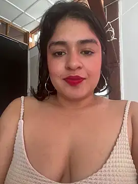 EmilyNoir1 online show from 20, 5, 2026