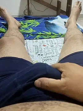 Snapshot of ScuffingBungalow chatting on 21, 12, 2025 ScuffingBungalow online show from 21, 12, 2025