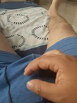 Snapshot of ScuffingBungalow chatting on 19, 1, 2026 ScuffingBungalow online show from 19, 1, 2026