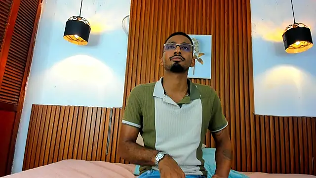 Darwin mayo online show from 1, 11, 2025