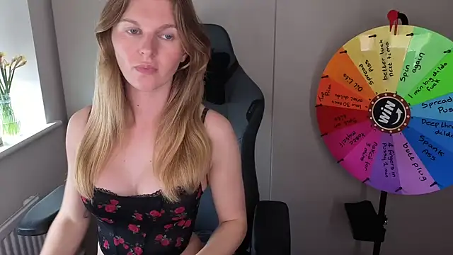 Snapshot of Lilly-Luscious chatting on 14, 4, 2026 Lilly-Luscious online show from 14, 4, 2026