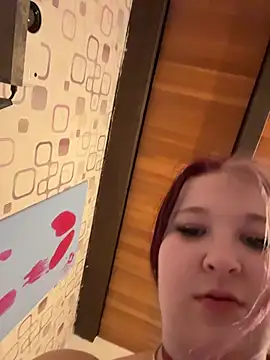 Snapshot of SweetTeenGirl chatting on 12, 2, 2026 SweetTeenGirl online show from 12, 2, 2026