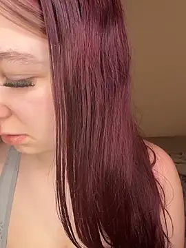 Snapshot of SweetTeenGirl chatting on 17, 2, 2026 SweetTeenGirl online show from 17, 2, 2026