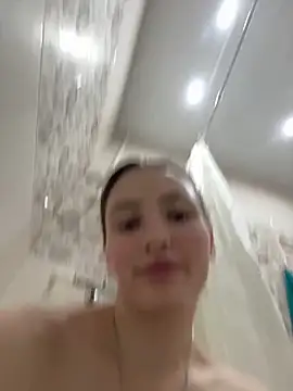 ZariaFlame online show from 4, 11, 2025