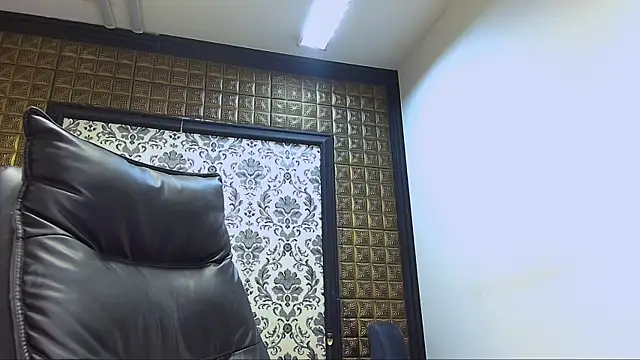 LissaBigTitts online show from 24, 11, 2025