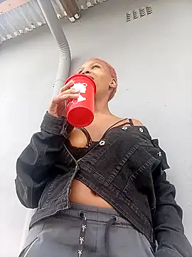 GoldSnowXxX online show from 29, 4, 2026