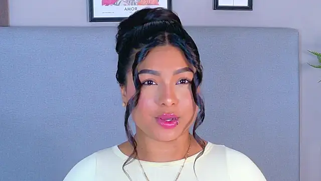 LanaRozz online show from 4, 5, 2026