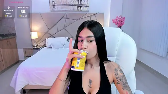 miranda crawfor online show from 24, 2, 2026