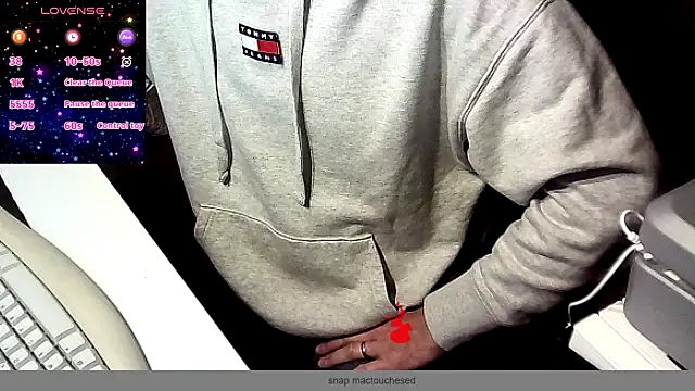 Snapshot of french_male_whore@xh chatting on 28, 10, 2025 french male whorexh online show from 28, 10, 2025