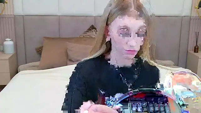 KellyBradford online show from 20, 9, 2025