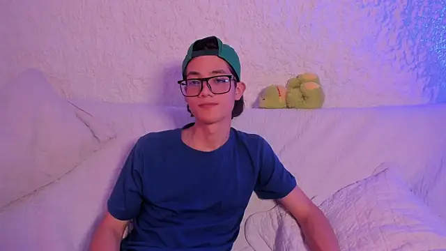 thiago kinghot online show from 10, 9, 2025