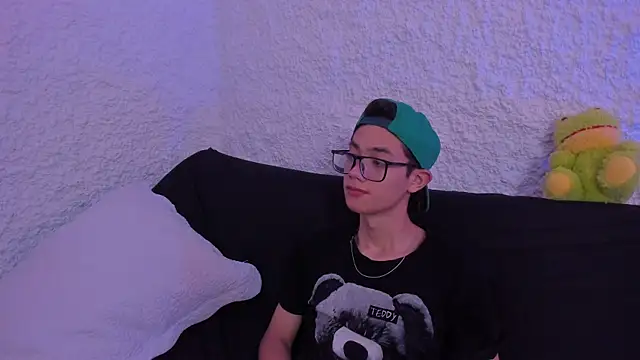 thiago kinghot online show from 17, 9, 2025