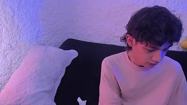 thiago kinghot online show from 22, 9, 2025