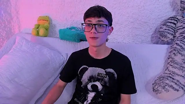 thiago kinghot online show from 1, 10, 2025