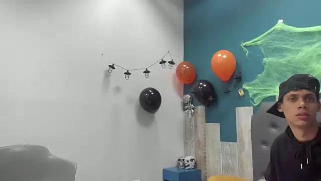 Ian1  online show from 23, 10, 2025