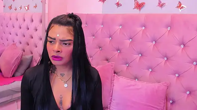 EmmaEbony  online show from 23, 9, 2025