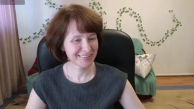 Lia Tito online show from 4, 5, 2026