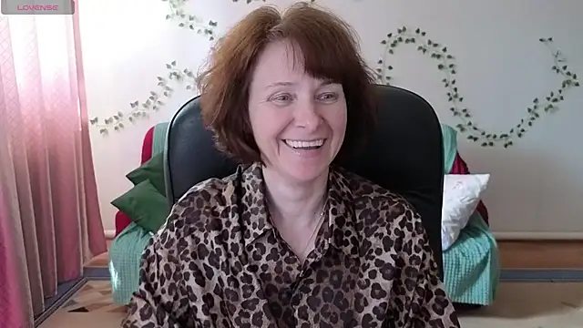 Lia Tito online show from 9, 5, 2026