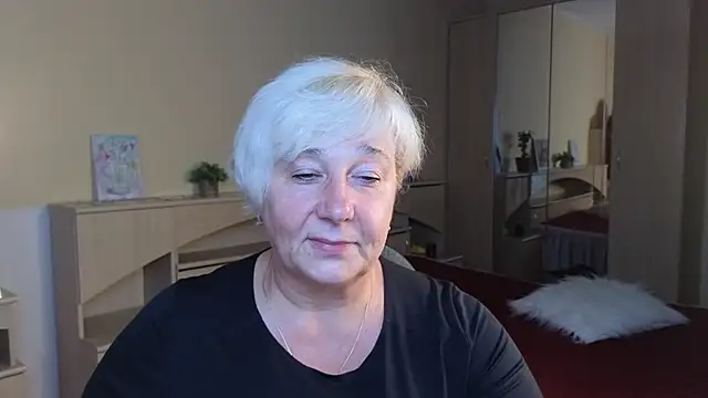 Milana Milky online show from 18, 9, 2025