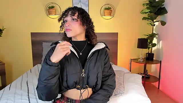 Snapshot of CamilleGrace chatting on 21, 11, 2025 CamilleGrace online show from 21, 11, 2025