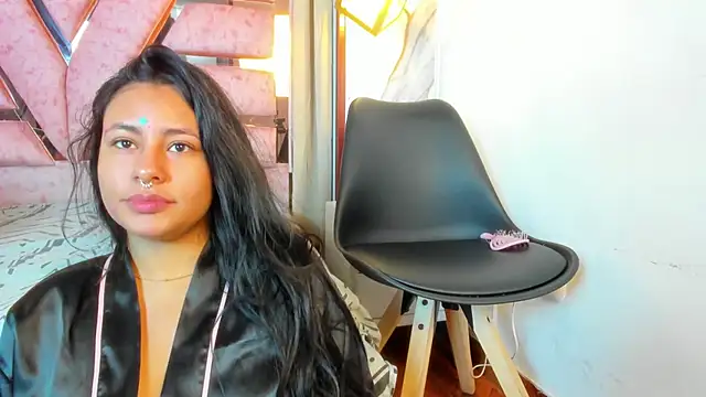 Snapshot of SamaelAndLilitt chatting on 13, 10, 2025 SamaelAndLilitt online show from 13, 10, 2025