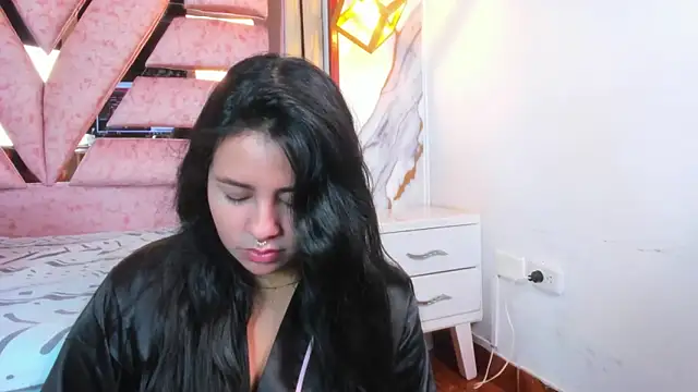 Snapshot of SamaelAndLilitt chatting on 20, 10, 2025 SamaelAndLilitt online show from 20, 10, 2025
