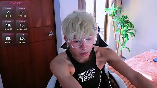 taichi bluy online show from 3, 11, 2025