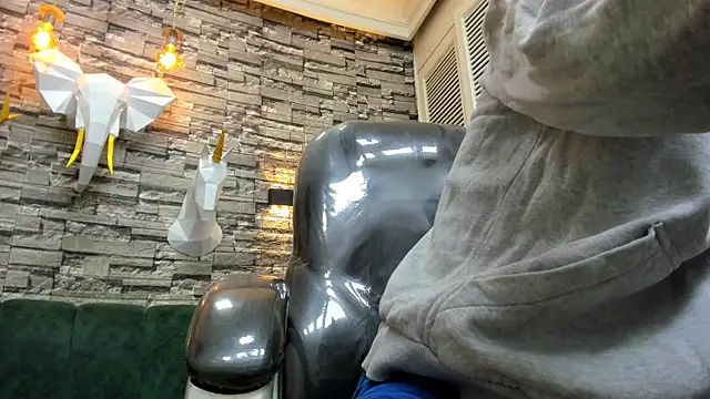 mike whitee online show from 22, 10, 2025