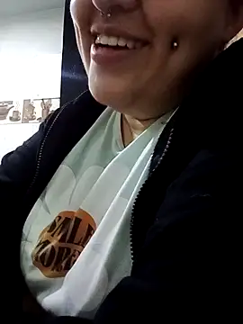 Witch Scarlet online show from 4, 3, 2026