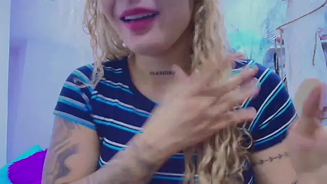 ESMERALDA-BLUE online show from 2, 11, 2025