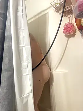 Snapshot of Bwcgoonie chatting on 24, 10, 2025 Bwcgoonie online show from 24, 10, 2025