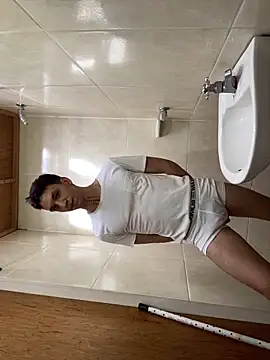 Snapshot of angelicious_ chatting on 13, 10, 2025 angelicious online show from 13, 10, 2025