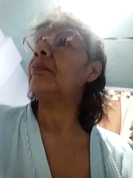 Snapshot of OliviaMorris1 chatting on 4, 10, 2025 OliviaMorris1 online show from 4, 10, 2025