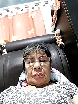 Snapshot of OliviaMorris1 chatting on 4, 10, 2025 OliviaMorris1 online show from 4, 10, 2025