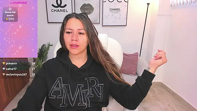 Brandy priscot online show from 12, 10, 2025