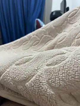 Snapshot of Randum3232 chatting on 28, 9, 2025 Randum3232 online show from 28, 9, 2025