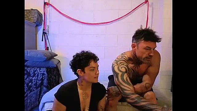 Snapshot of Double_the_fun101 chatting on 27, 10, 2025 Double the fun101 online show from 27, 10, 2025