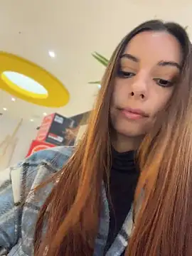 Amelie Crosby online show from 10, 6, 2026