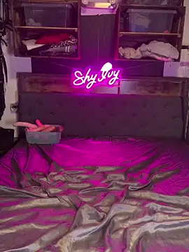 Snapshot of Shy_Ivy chatting on 10, 9, 2025 Shy Ivy online show from 10, 9, 2025