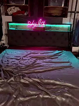 Snapshot of Shy_Ivy chatting on 19, 10, 2025 Shy Ivy online show from 19, 10, 2025