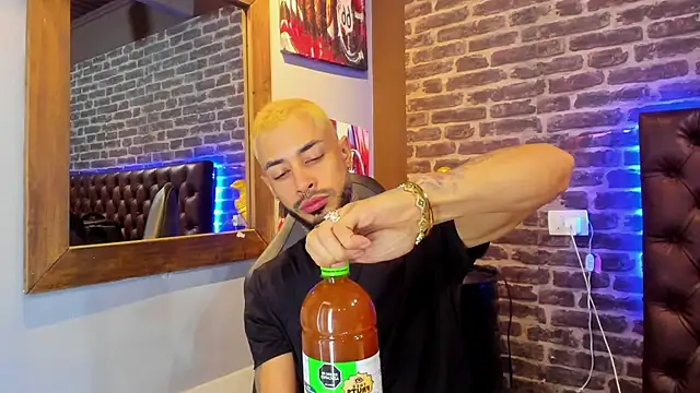 VinzenzRizzo online show from 16, 12, 2025