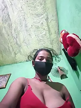 Snapshot of PIHU999 chatting on 14, 9, 2025 PIHU999 online show from 14, 9, 2025