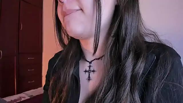 Pariss Gold online show from 8, 9, 2025