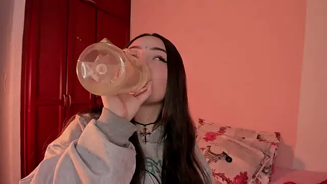 Pariss Gold online show from 27, 9, 2025