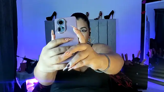 AndreaKinky online show from 7, 5, 2026