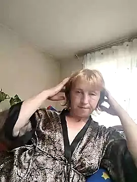 Flower2931 online show from 17, 6, 2026