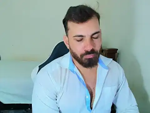 Snapshot of max_love255 chatting on 2, 10, 2025 max love255 online show from 2, 10, 2025