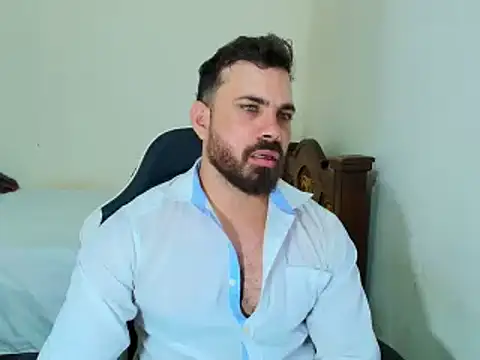 Snapshot of max_love255 chatting on 3, 10, 2025 max love255 online show from 3, 10, 2025